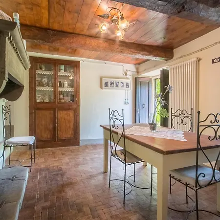 Casa Storica A Pennabilli In Valmarecchia San Marino Rustico